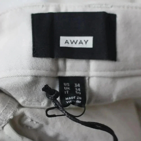 AWAY - Picture 7 of 8